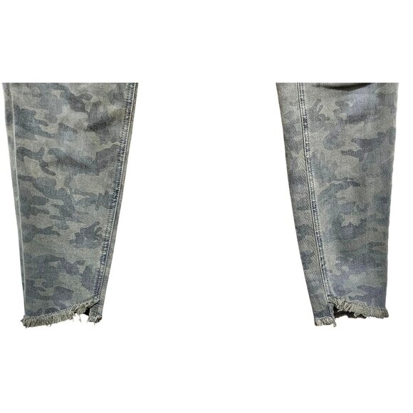 Camo Print Distressed Skinny Jeans With Raw Hem - Medium Size - Wishlist - Picture 7 of 14